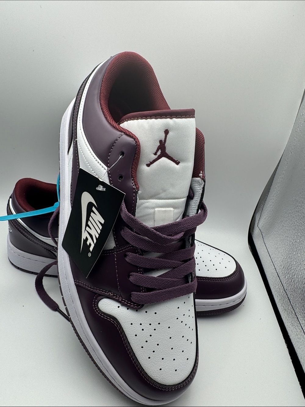 Nike Low-Top Sneakers in White and Burgundy